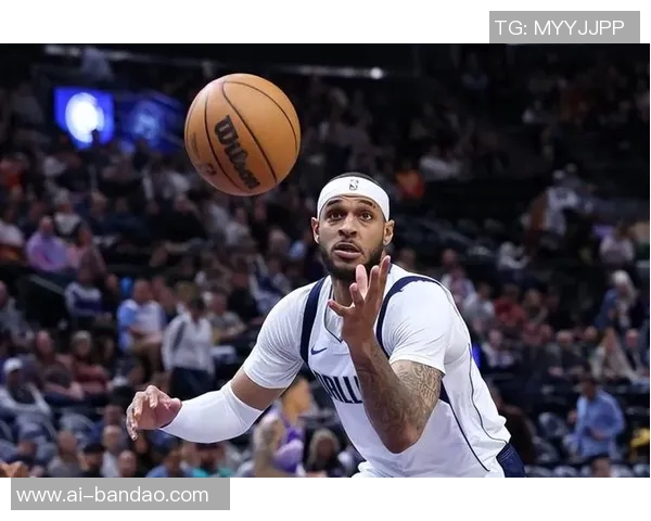 快船替补得分惨淡仅12分独行侠替补火力全开31分差距明显